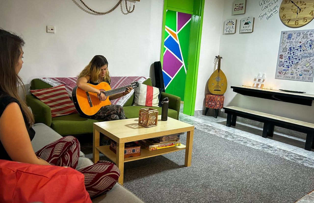 Mango Haus Hostel Akaba Kültér fotó