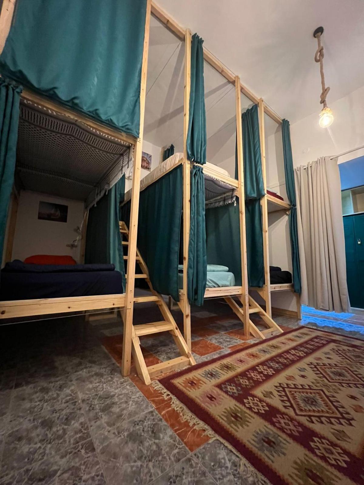 Mango Haus Hostel Akaba Kültér fotó