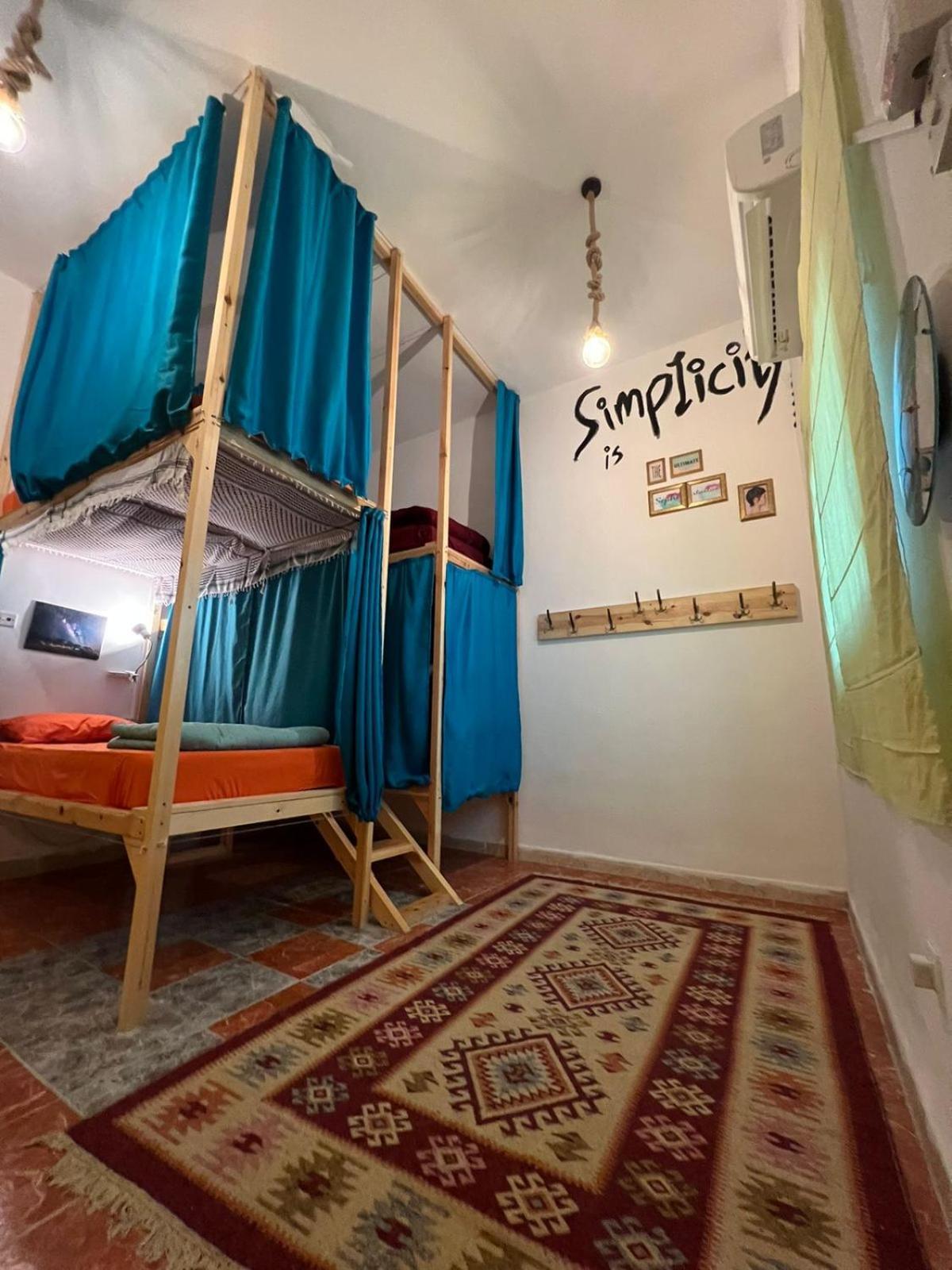 Mango Haus Hostel Akaba Kültér fotó